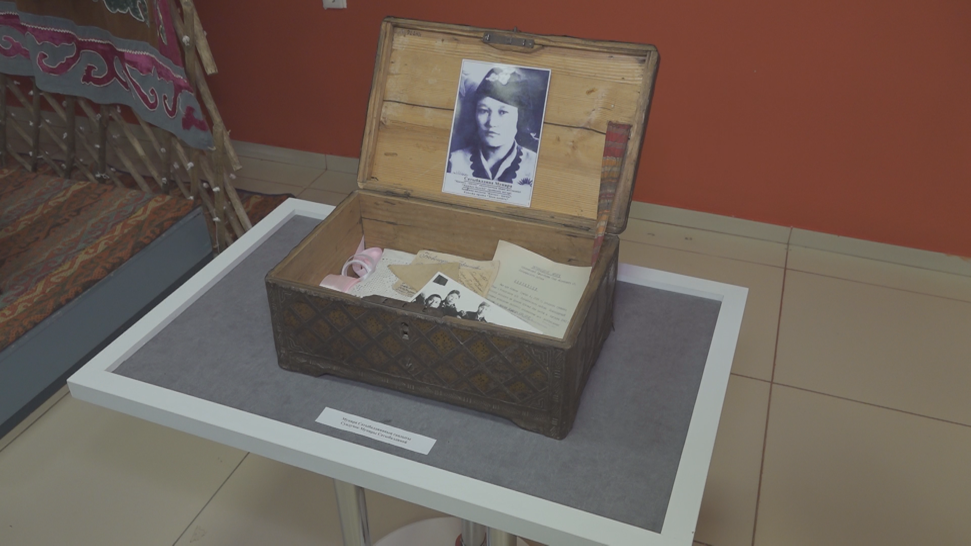 Наташа апай жиенін трахает - rav16.ru сайтында